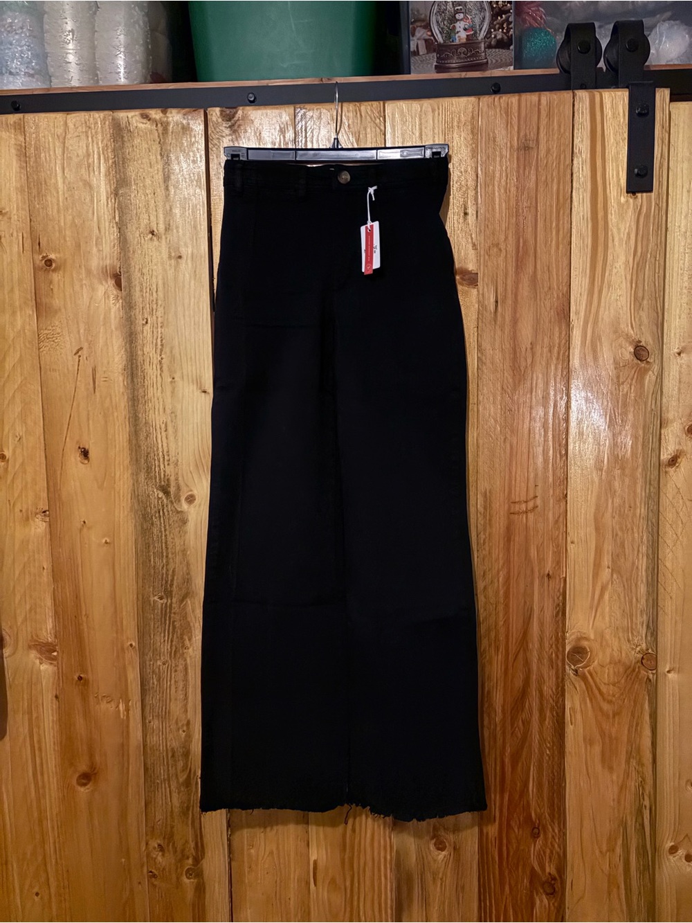 Marine Layer Bridget Black High-Rise Wide-Leg Jeans - Picture 2 of 5